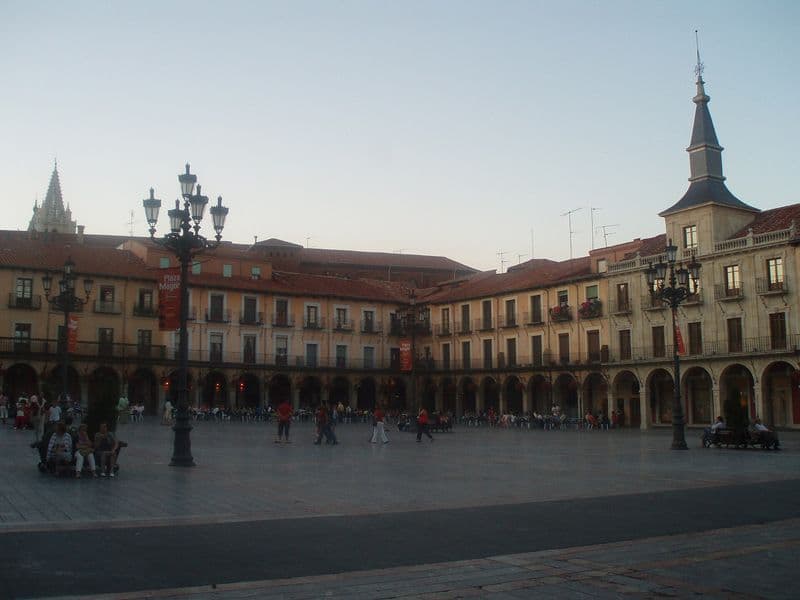 Plaza Mayor de León